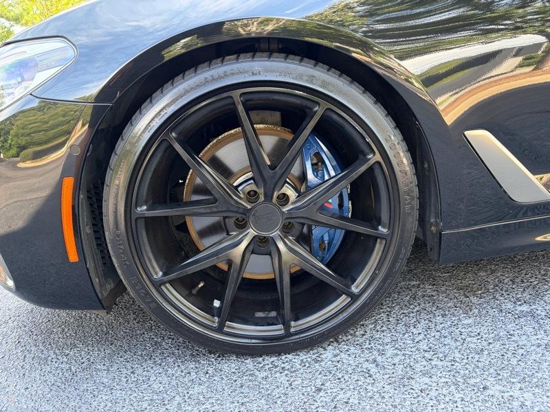 BMW 5-Series M550i xDrive 2018