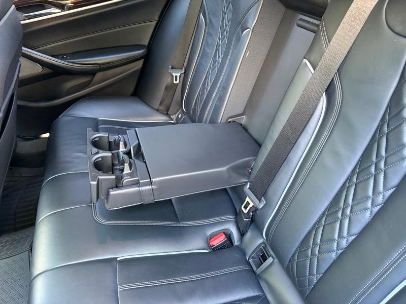 BMW 5-Series M550i xDrive 2018