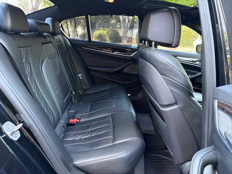 BMW 5-Series M550i xDrive 2018