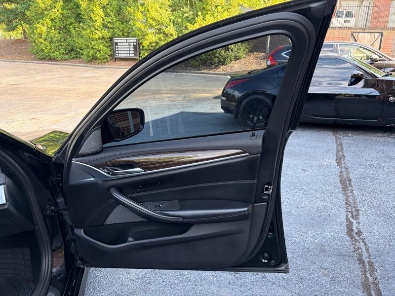 BMW 5-Series M550i xDrive 2018