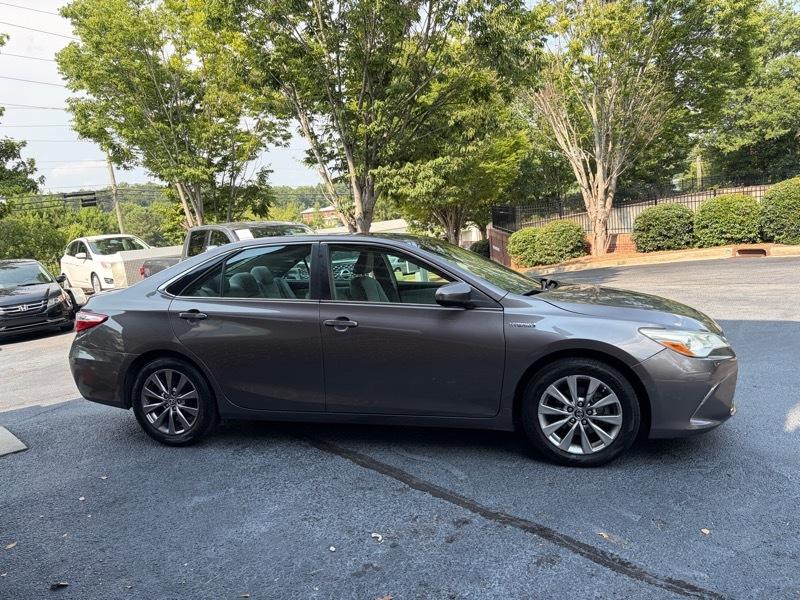 Toyota Camry Hybrid XLE 2015