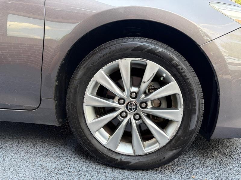 Toyota Camry Hybrid XLE 2015