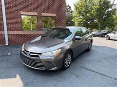 2015 Toyota Camry Hybrid 