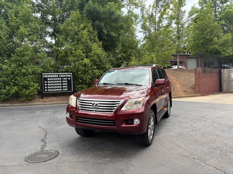 Lexus LX 570 Sport Utility 2011