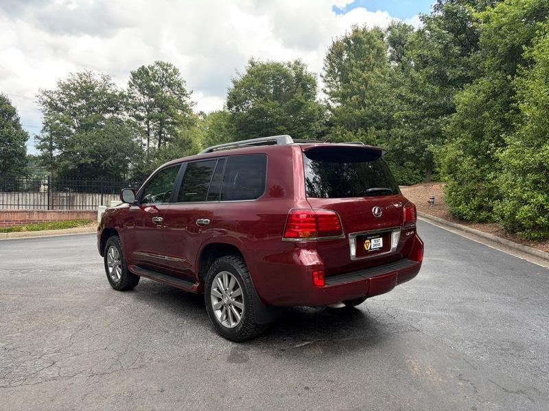 Lexus LX 570 Sport Utility 2011
