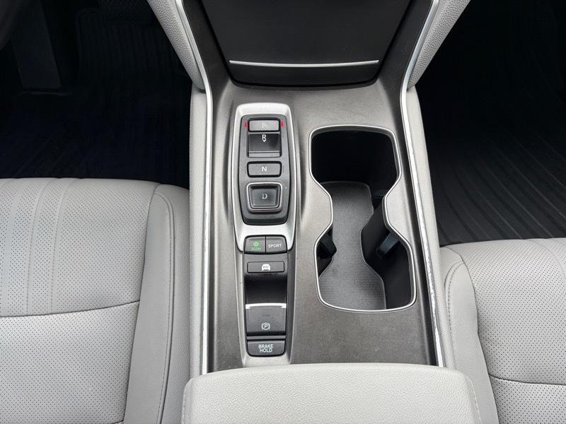 Honda Accord Hybrid Touring 2019