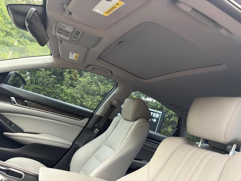 Honda Accord Hybrid Touring 2019