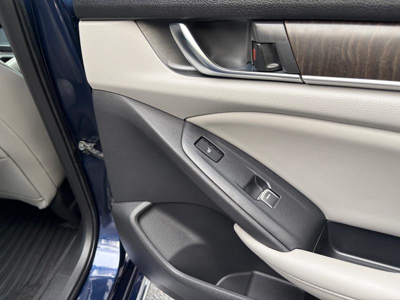 Honda Accord Hybrid Touring 2019