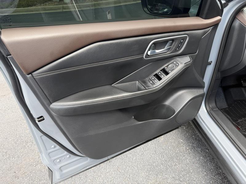 Nissan Rogue SL 2021