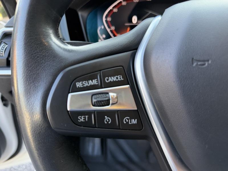 BMW 3-Series 330i xDrive 2019