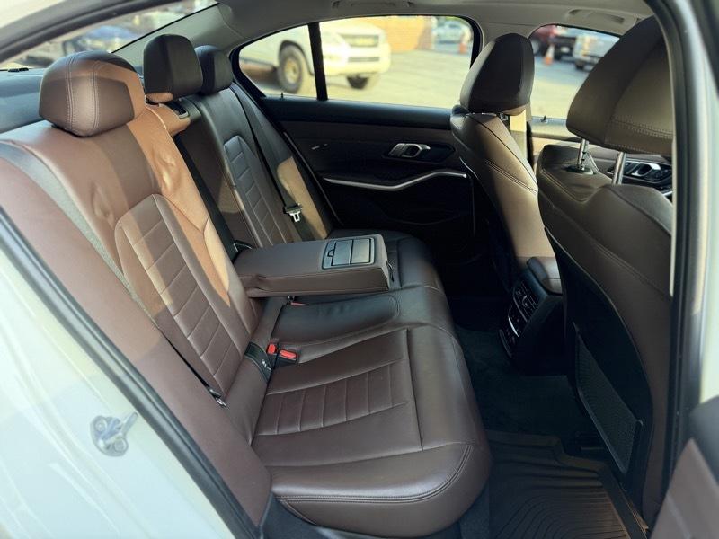 BMW 3-Series 330i xDrive 2019