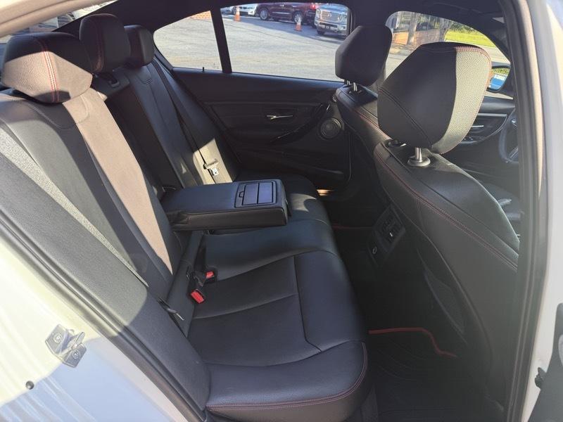 BMW 3-Series 335i xDrive Sedan 2014