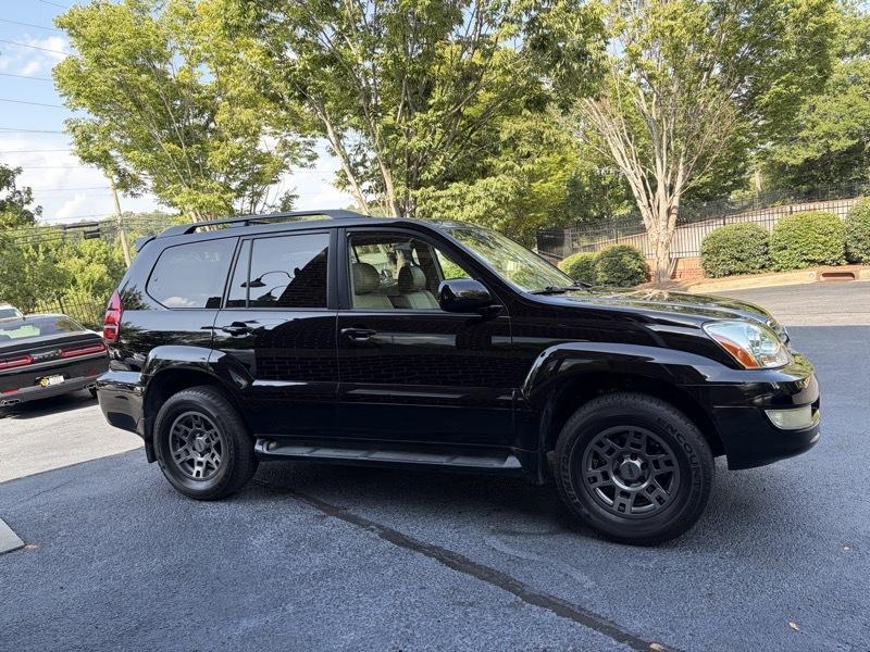 Lexus GX 470 Sport Utility 2005