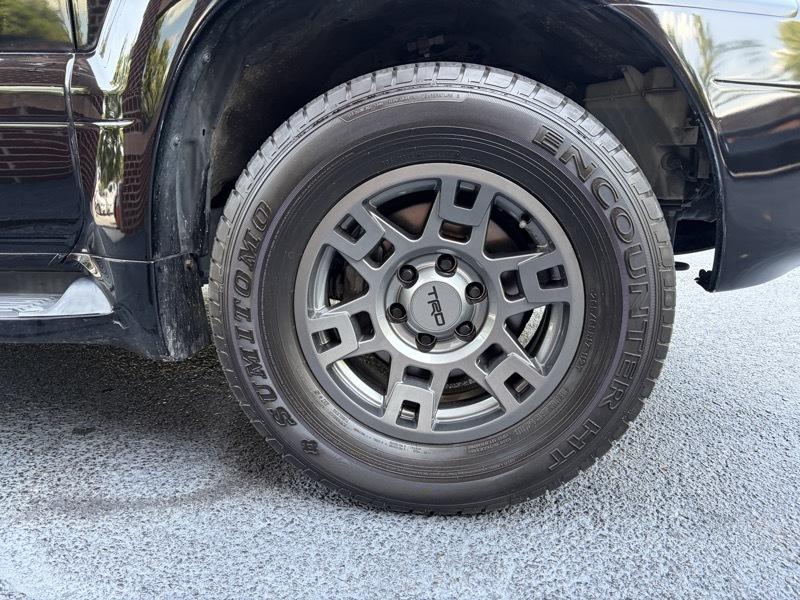 Lexus GX 470 Sport Utility 2005