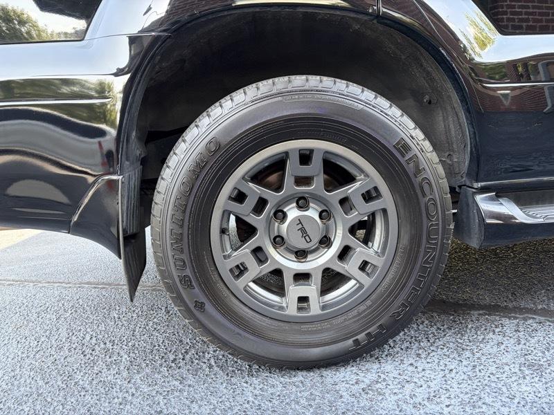 Lexus GX 470 Sport Utility 2005