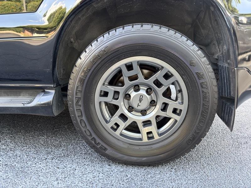 Lexus GX 470 Sport Utility 2005