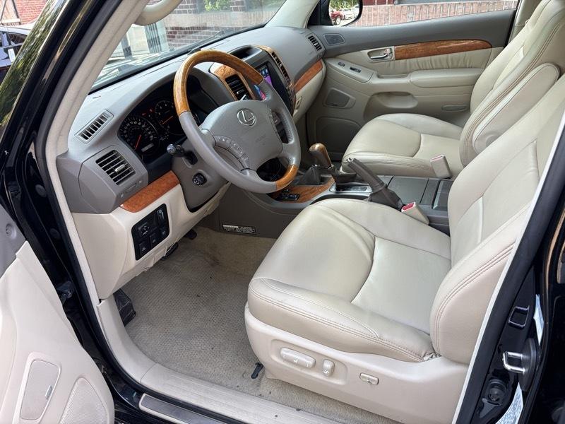 Lexus GX 470 Sport Utility 2005