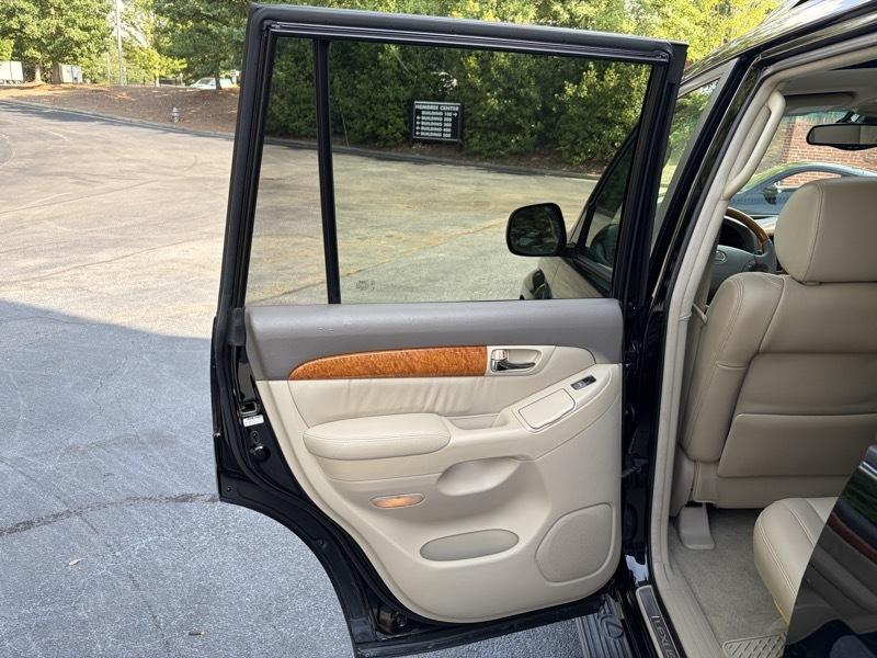 Lexus GX 470 Sport Utility 2005