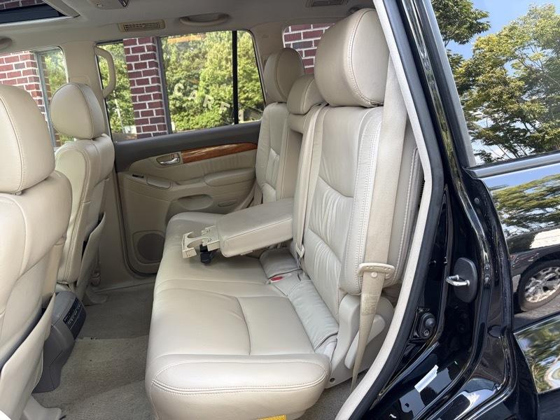 Lexus GX 470 Sport Utility 2005