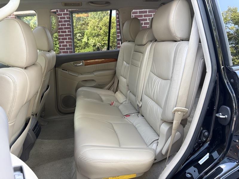 Lexus GX 470 Sport Utility 2005
