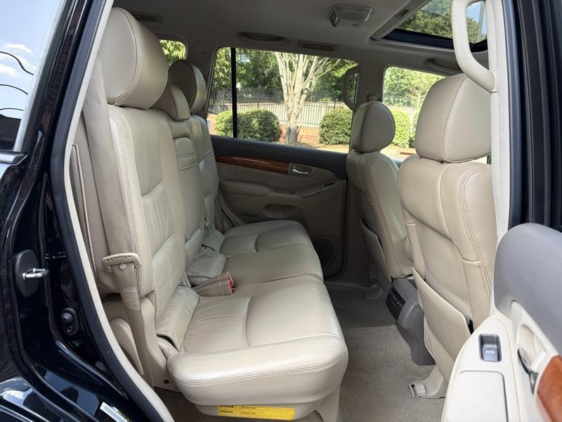 Lexus GX 470 Sport Utility 2005