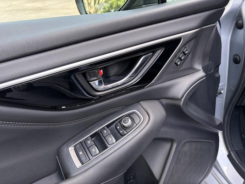 Subaru Legacy Limited 2020
