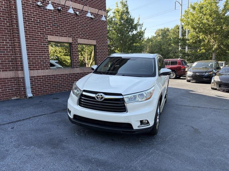 Toyota Highlander Limited FWD V6 2015