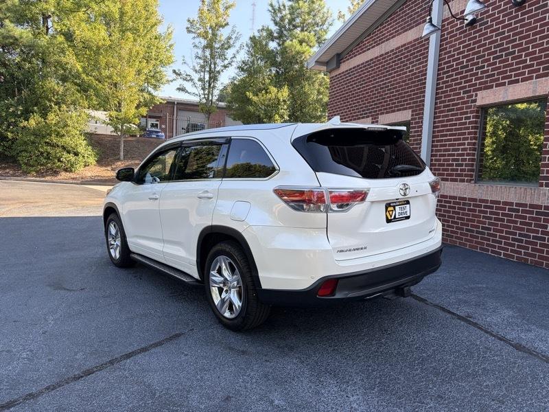 Toyota Highlander Limited FWD V6 2015