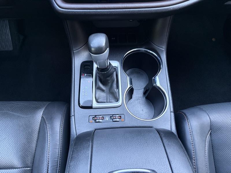 Toyota Highlander Limited FWD V6 2015