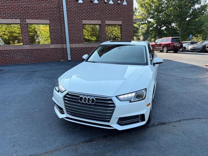 Audi A4 2.0T Premium Sedan 2018