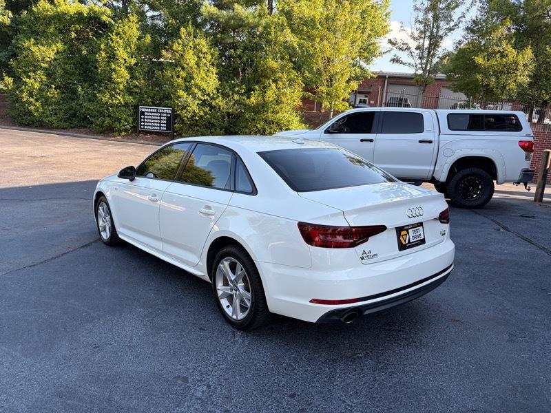 Audi A4 2.0T Premium Sedan 2018