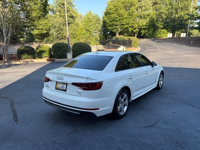 Audi A4 2.0T Premium Sedan 2018