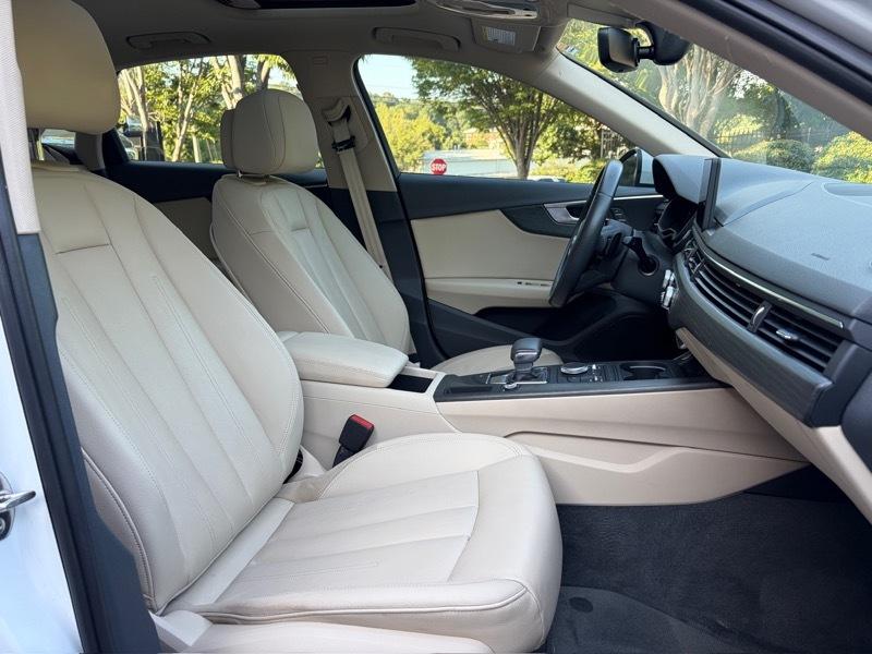 Audi A4 2.0T Premium Sedan 2018