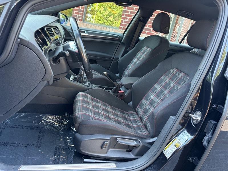 Volkswagen Golf GTI S 6M 2019