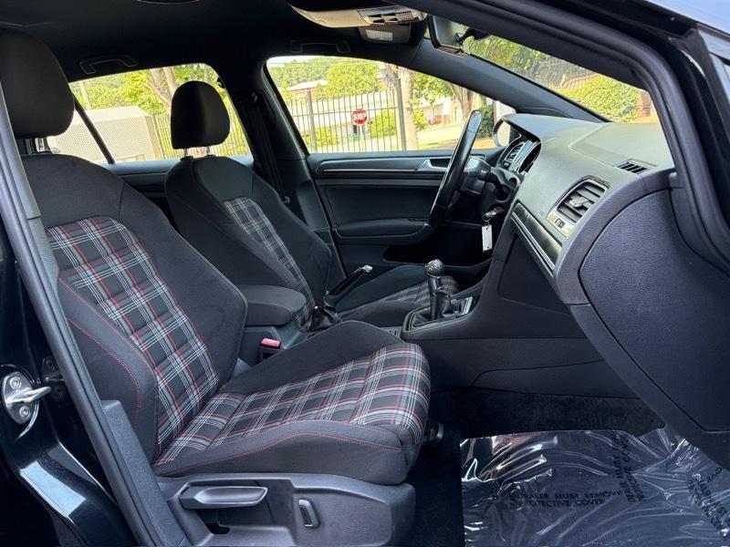 Volkswagen Golf GTI S 6M 2019