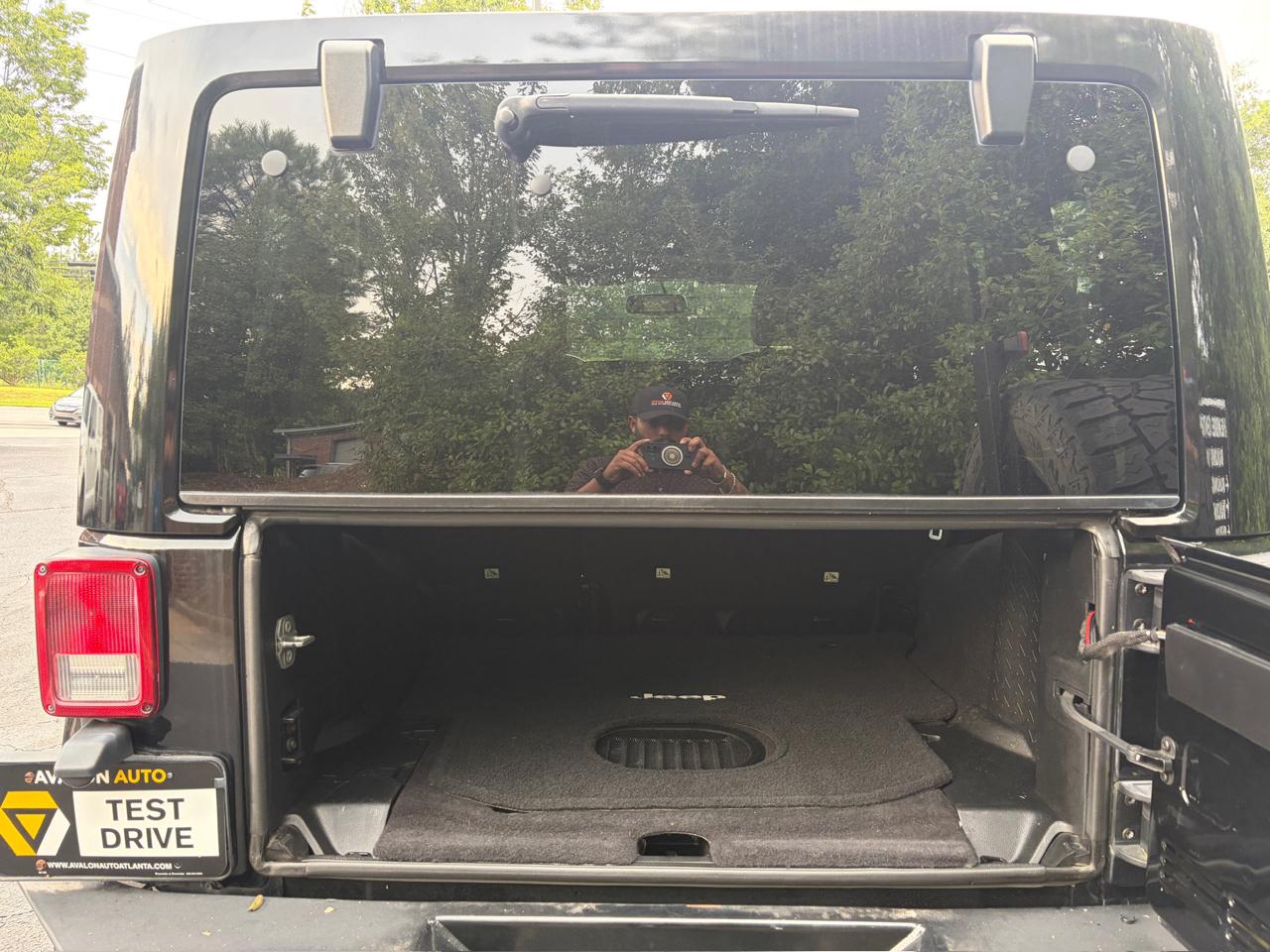 Jeep Wrangler Unlimited Sahara 4WD 2015