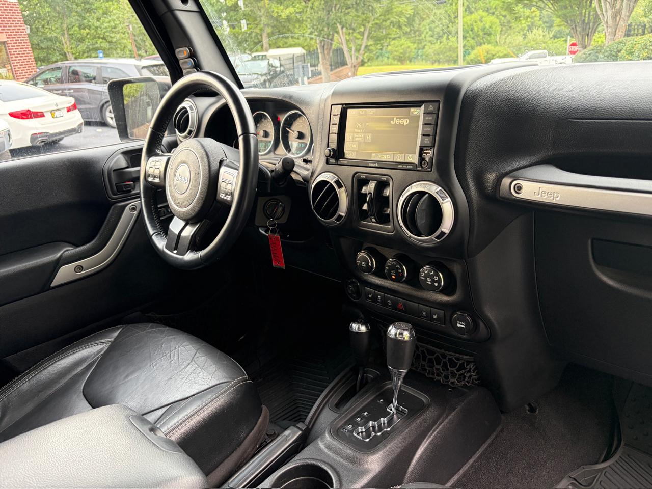 Jeep Wrangler Unlimited Sahara 4WD 2015