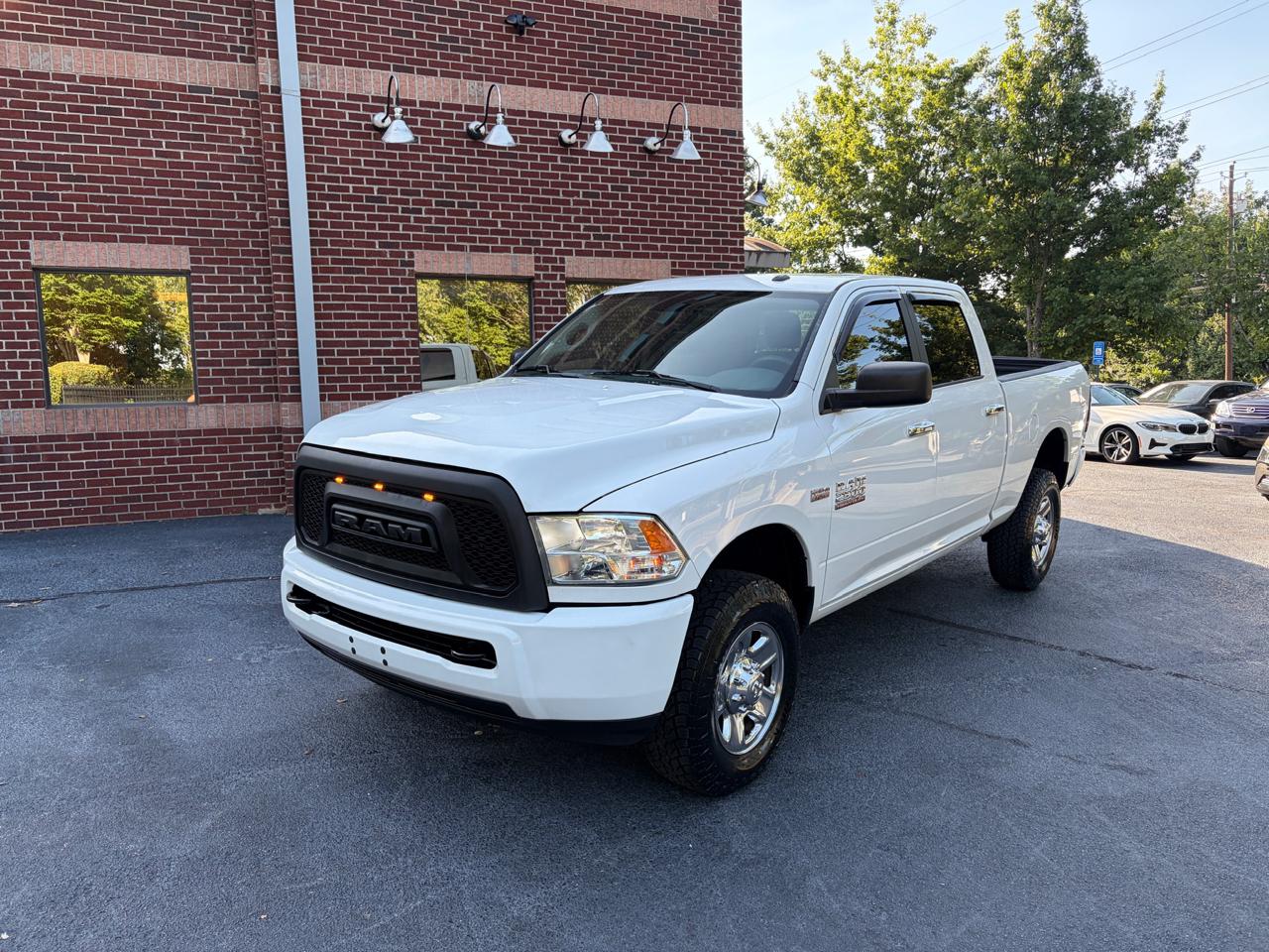 RAM 2500 SLT Crew Cab SWB 4WD 2017