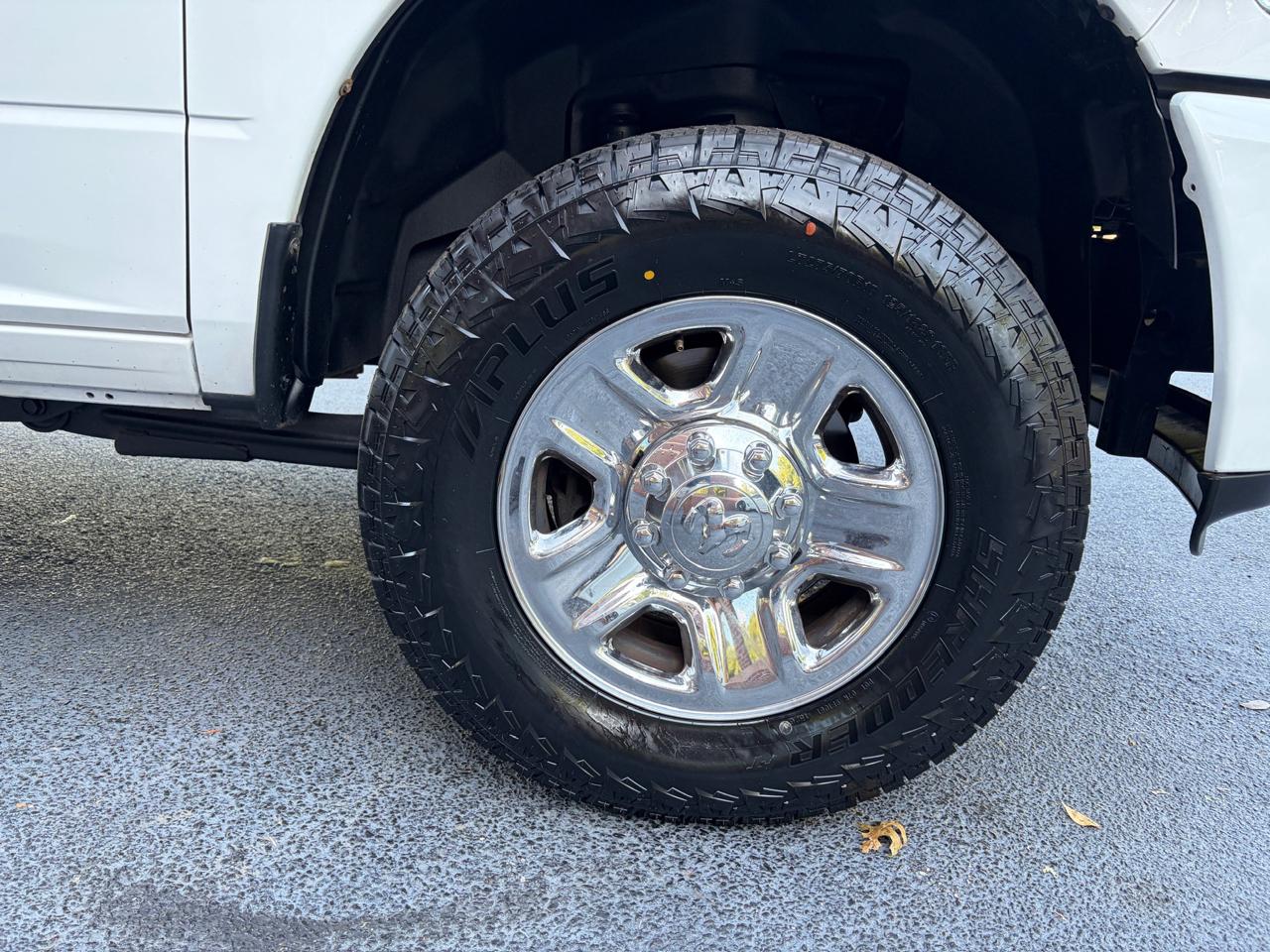 RAM 2500 SLT Crew Cab SWB 4WD 2017