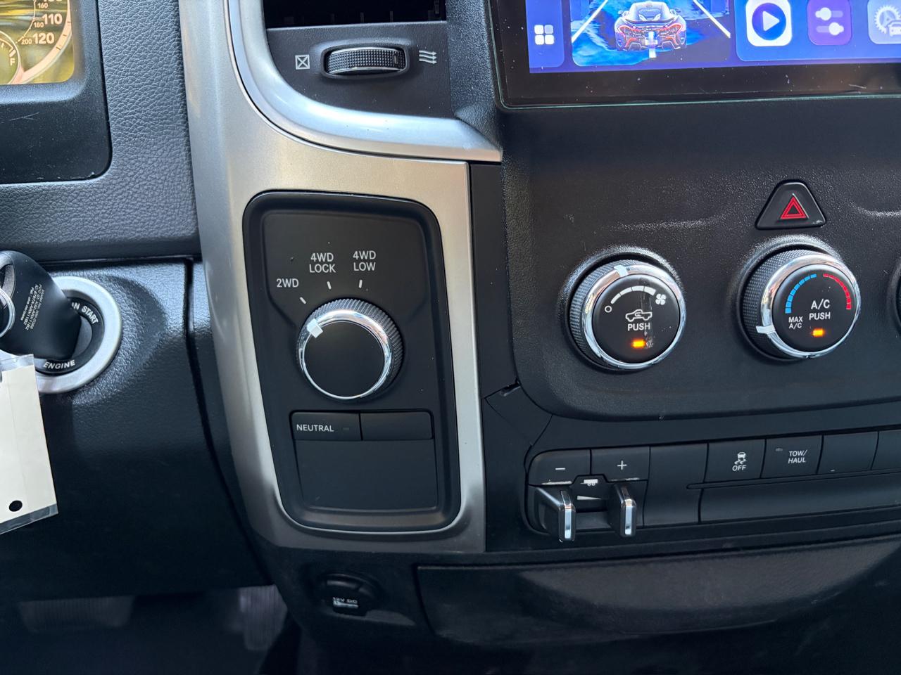 RAM 2500 SLT Crew Cab SWB 4WD 2017