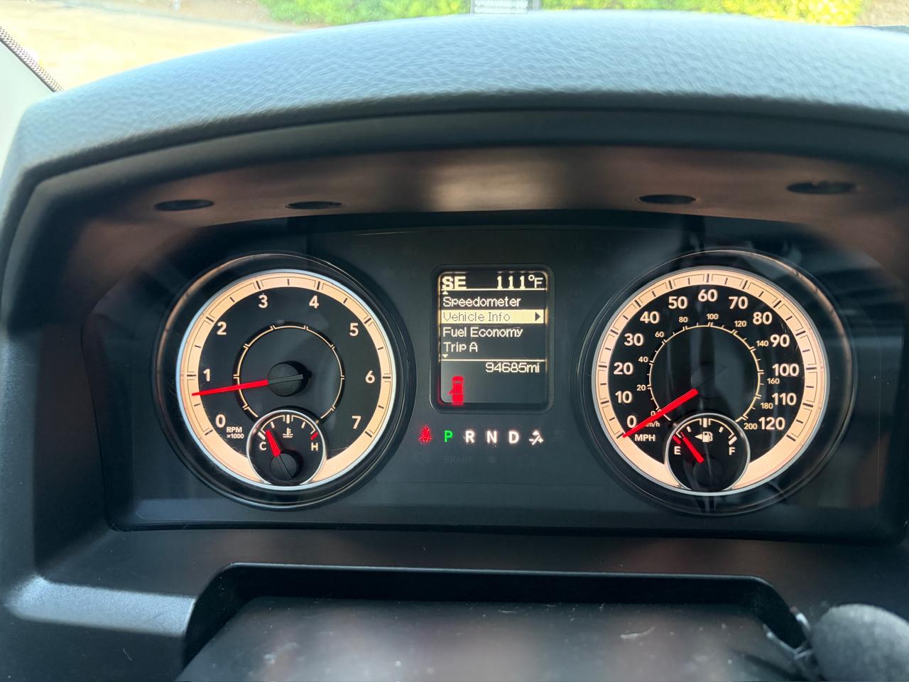 RAM 2500 SLT Crew Cab SWB 4WD 2017
