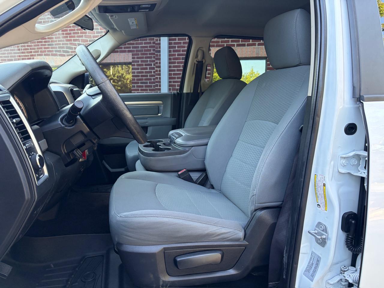 RAM 2500 SLT Crew Cab SWB 4WD 2017
