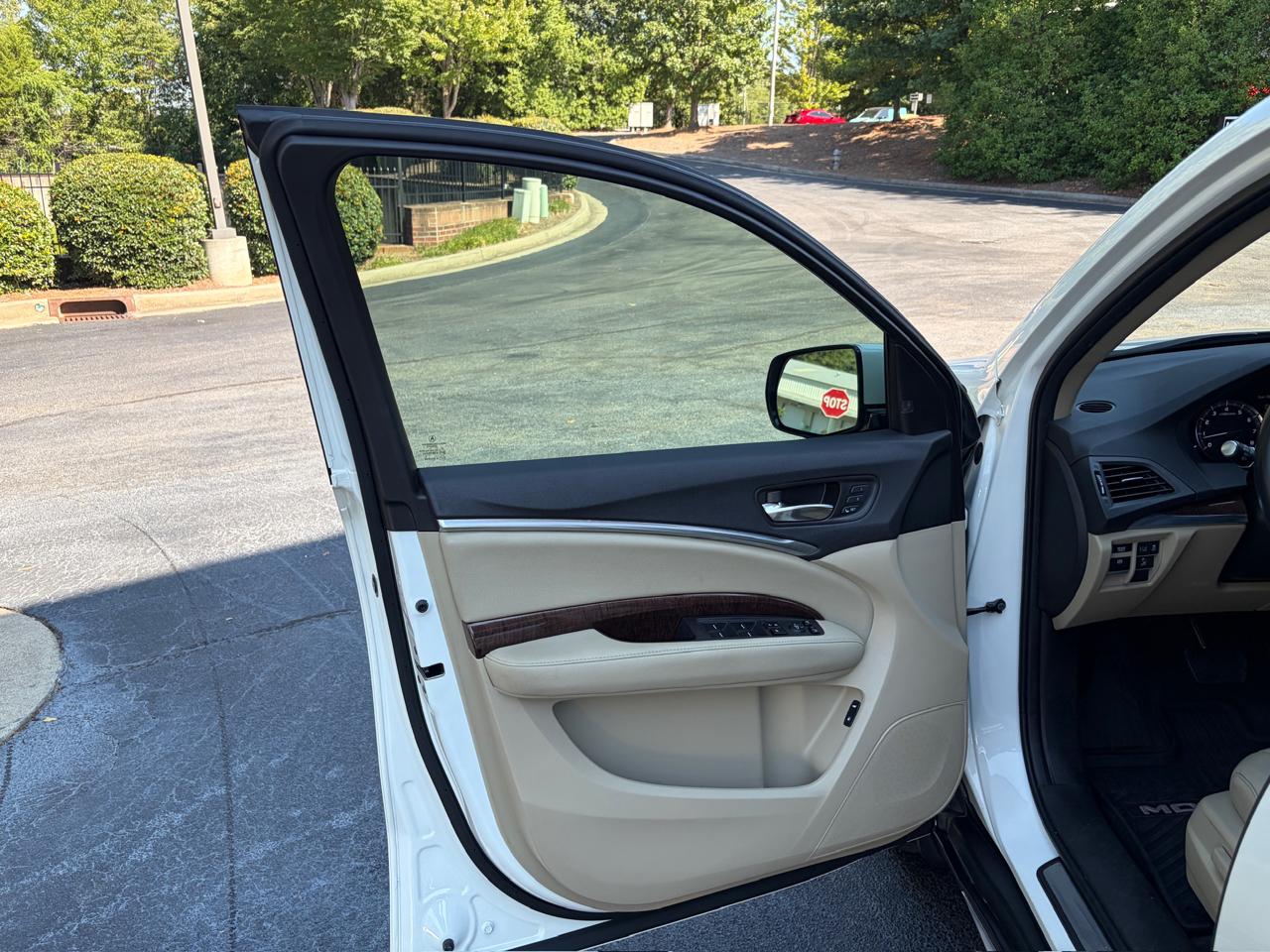 Acura MDX SH-AWD 9-Spd AT w/Tech Package 2017