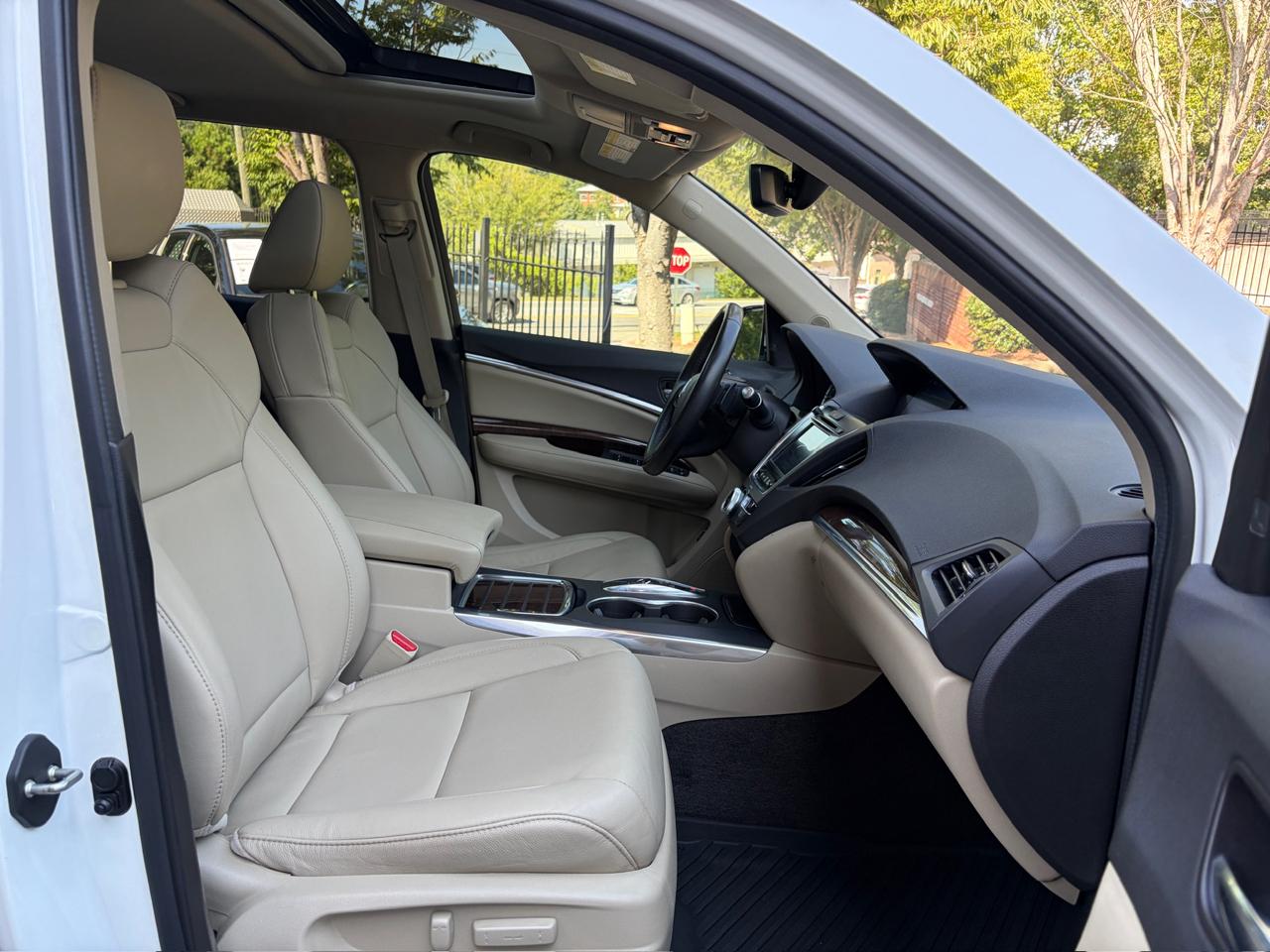 Acura MDX SH-AWD 9-Spd AT w/Tech Package 2017