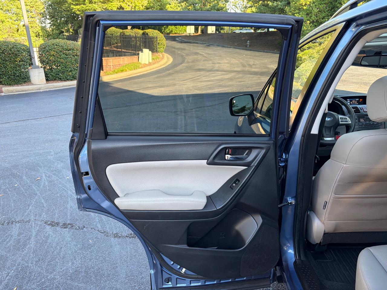 Subaru Forester 2.5i Limited 2015