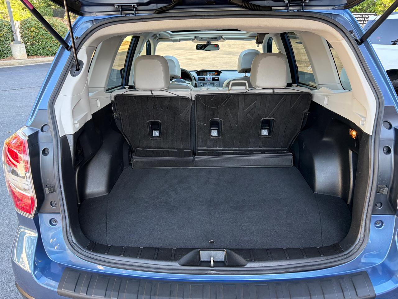 Subaru Forester 2.5i Limited 2015