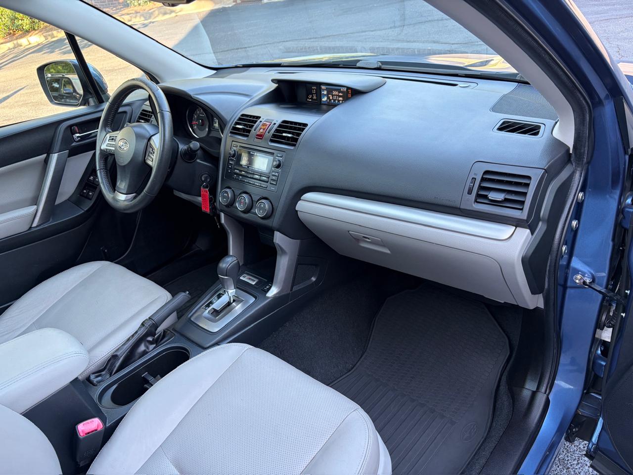 Subaru Forester 2.5i Limited 2015