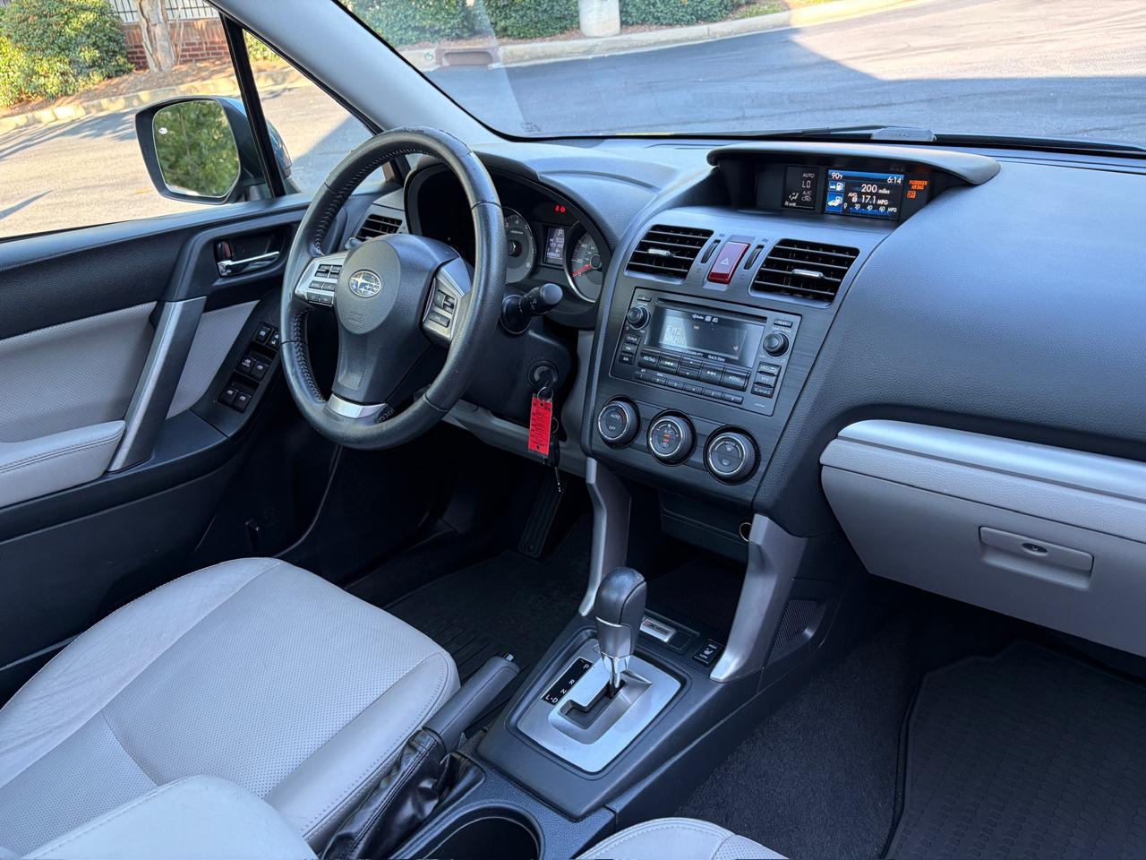 Subaru Forester 2.5i Limited 2015