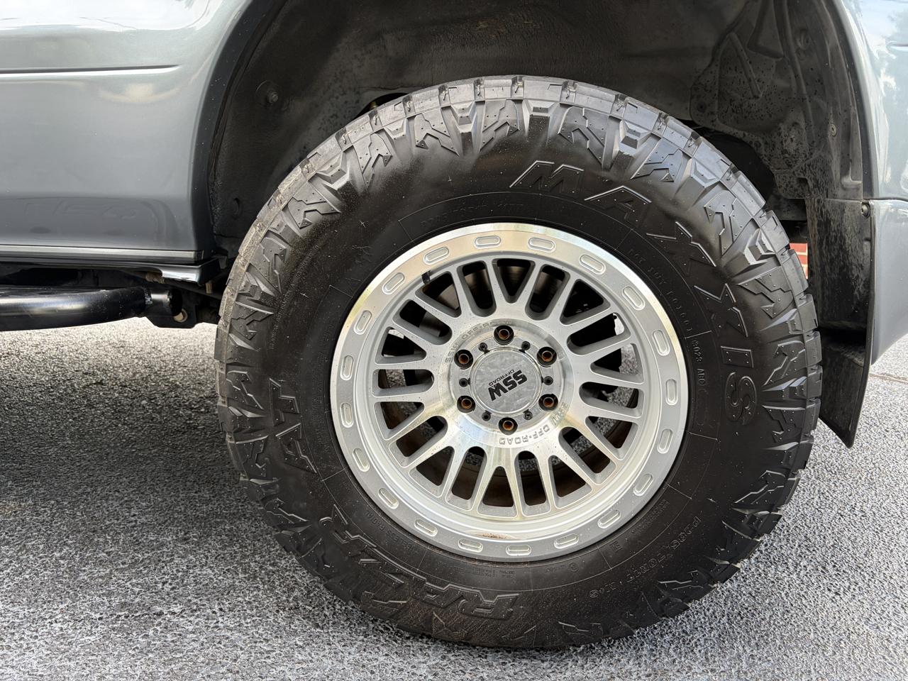 Lexus GX 470 Sport Utility 2004