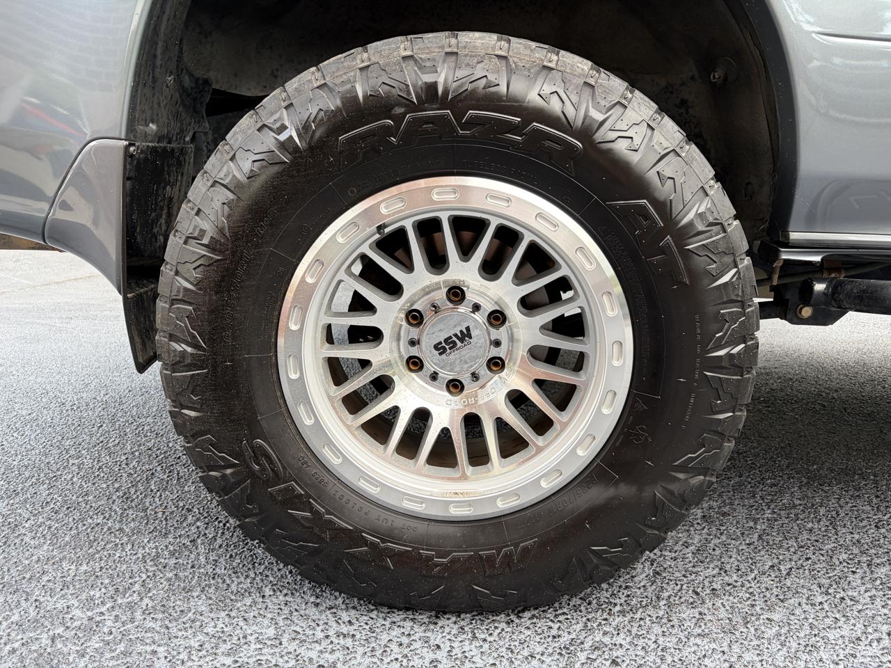 Lexus GX 470 Sport Utility 2004